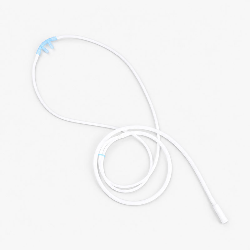Silicone nasal cannula with soft nasal prongs