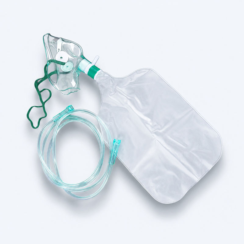Complete oxygen mask kit packaging